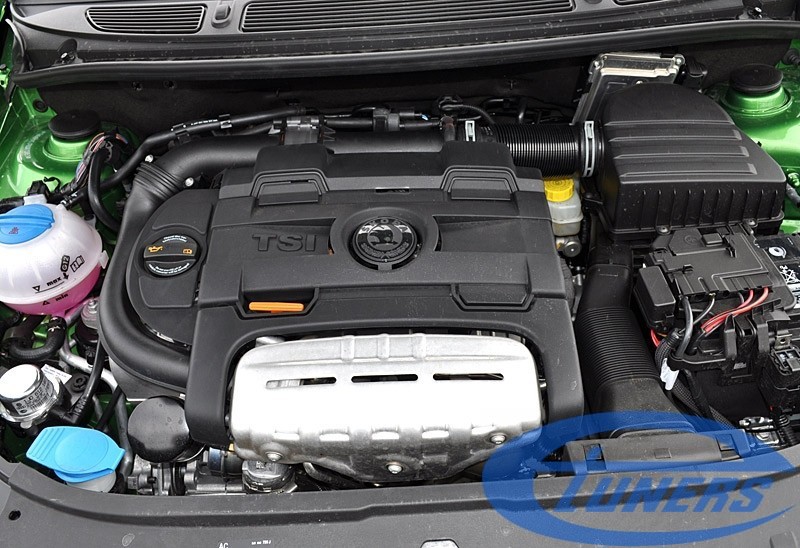 Шкода фабия 1.4 зажигание. Двигатель Skoda Fabia RS 1.4. 1.2 TSI Skoda Фабия. 1,4 TSI В Шкода Фабия. Skoda Fabia RS 2011 двигатель.
