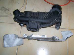 Peugeot 207 downpipe removal photos #Etuners