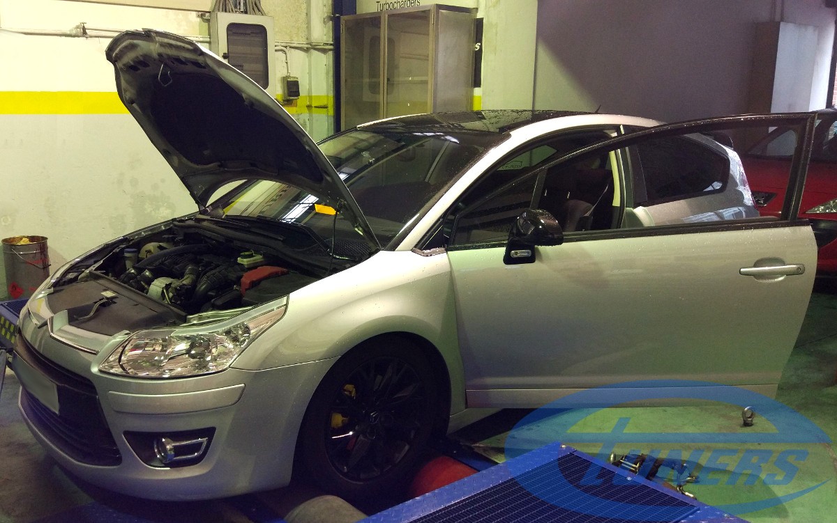 Citroen C4 VTS with a DS3 Racing / 207RC turbocharger and an Etuners Stage3 ECU remap on MAHA LPS3000 dyno