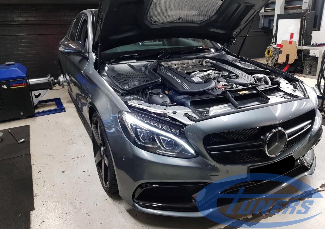 Testing a Mercedes C63S AMG 40TT with hybrid turbos and an Etuners custom ECU remap