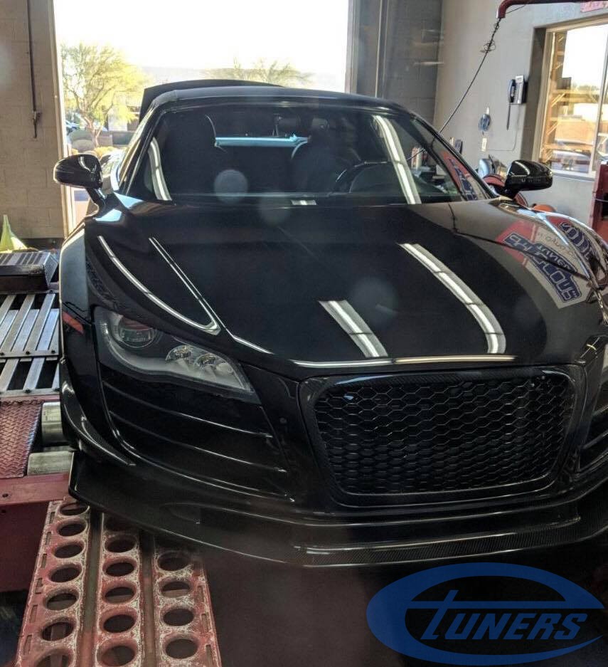 Audi R8 5.2 FSI - Twin Turbo kit GT35 - Stage3 Etuners