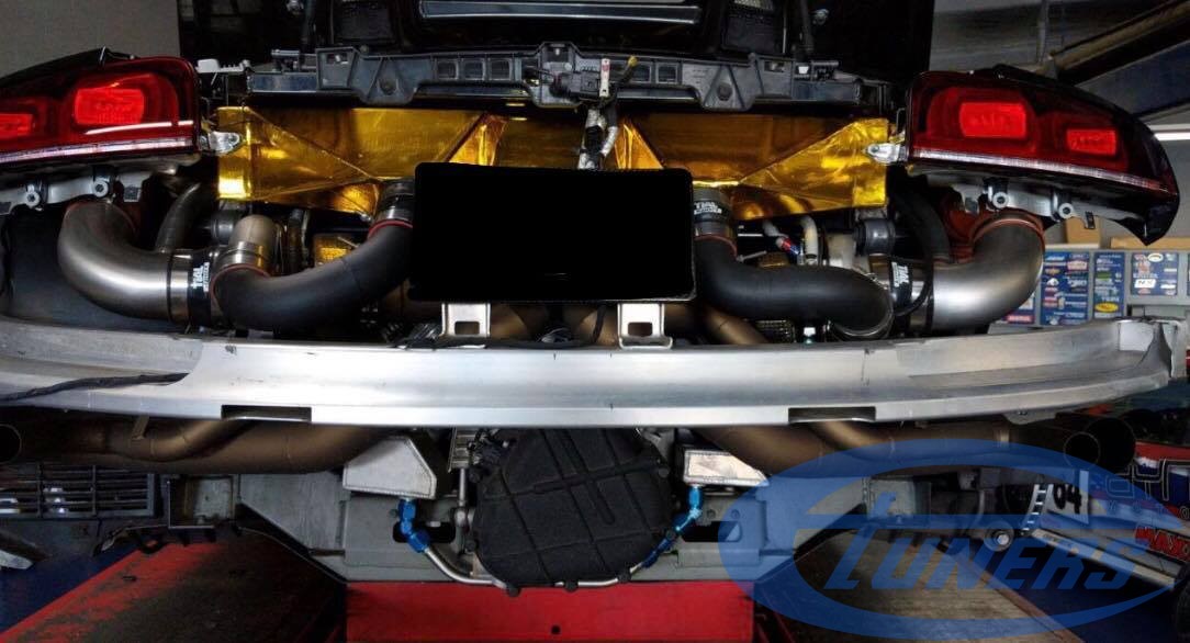 Audi R8 5.2 FSI - Twin Turbo kit GT35 - Stage3 Etuners