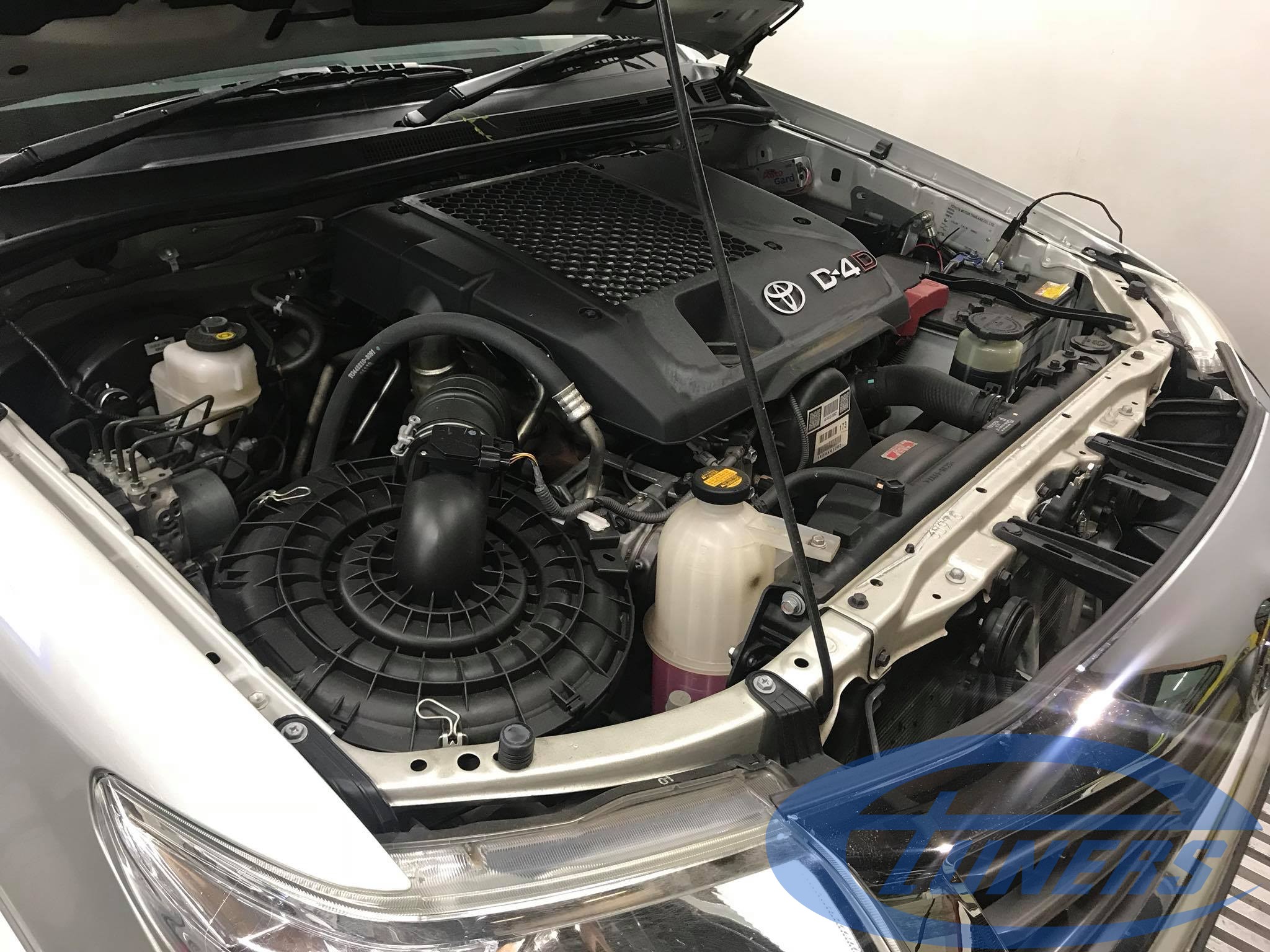 Toyota Hilux 3.0 D4D - Etuners Stage1