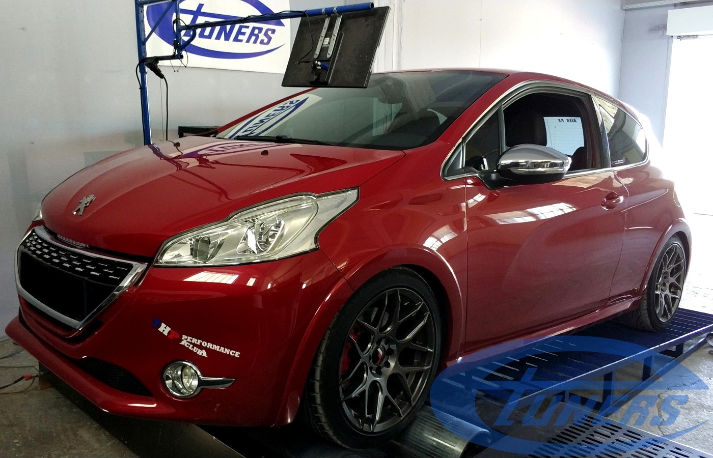 Peugeot 208 GTI 1.6T THP200 - Etuners stage4 hybrid 98ron