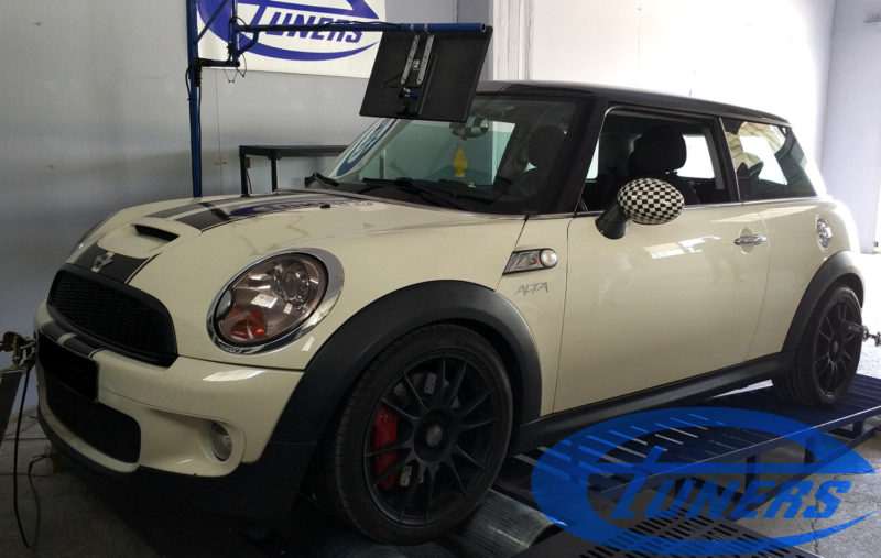 Mini Cooper S R56 1.6T - Etuners Stage4 hybrid turbo + map switching