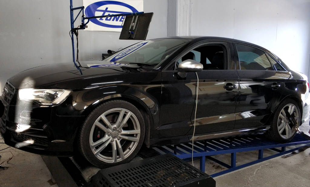 Audi S3 8V 2.0TFSI - #Etuners Stage1 98RON tune remap + Eventuri intake kit