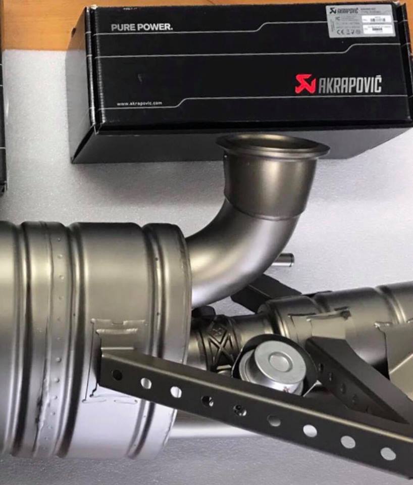 Audi R8 Plus 5.2FSI MY2017 - Etuners Stage2 ECU remap + Akrapovic titanium exhaust