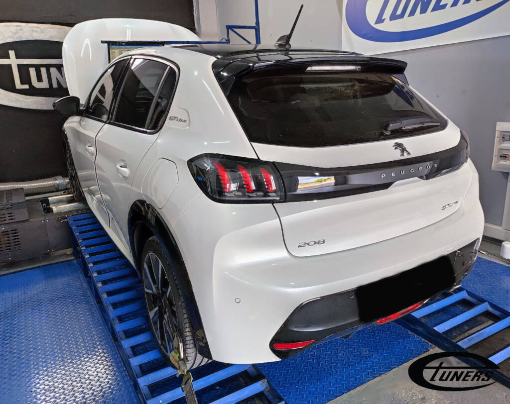 Peugeot 208 1.2Puretech100 GT-line - Etuners Stage1 95RON tune remap
