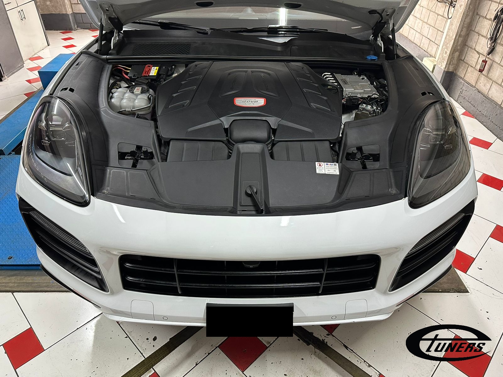 Porsche Cayenne GTS 4.0TT MY2021 Stage2 98RON eTuners