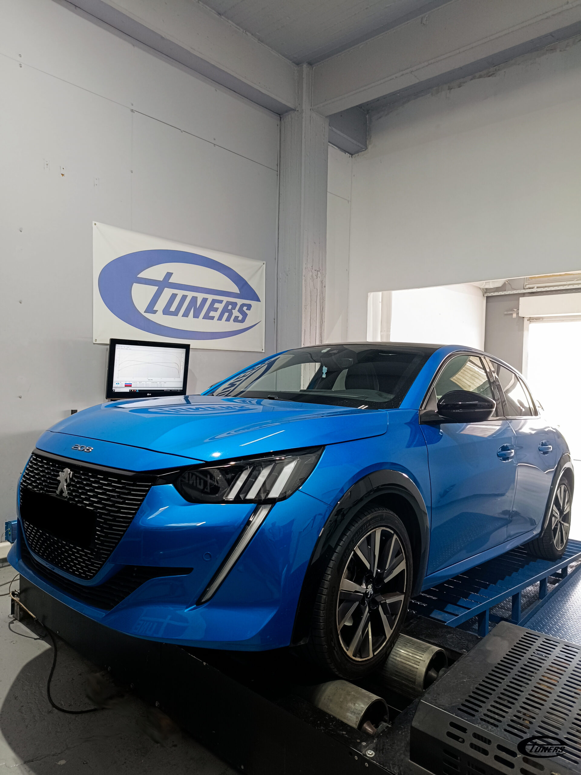 Peugeot 208 1.2Puretech100 – Stage2 100RON : Bringing 3cylinder power to 4cylinder 207 RC – Gti levels